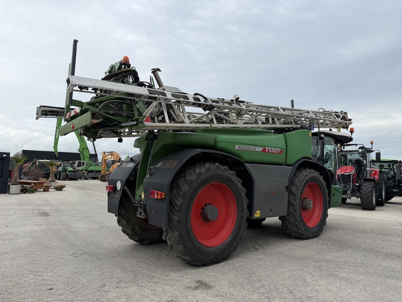 Challenger Rogator