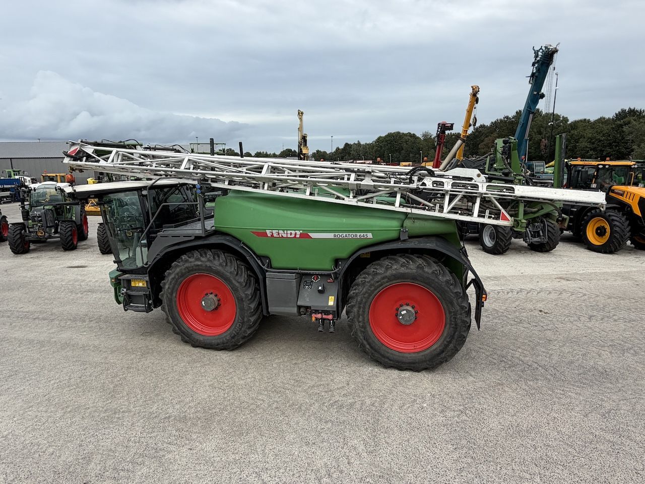Challenger Rogator