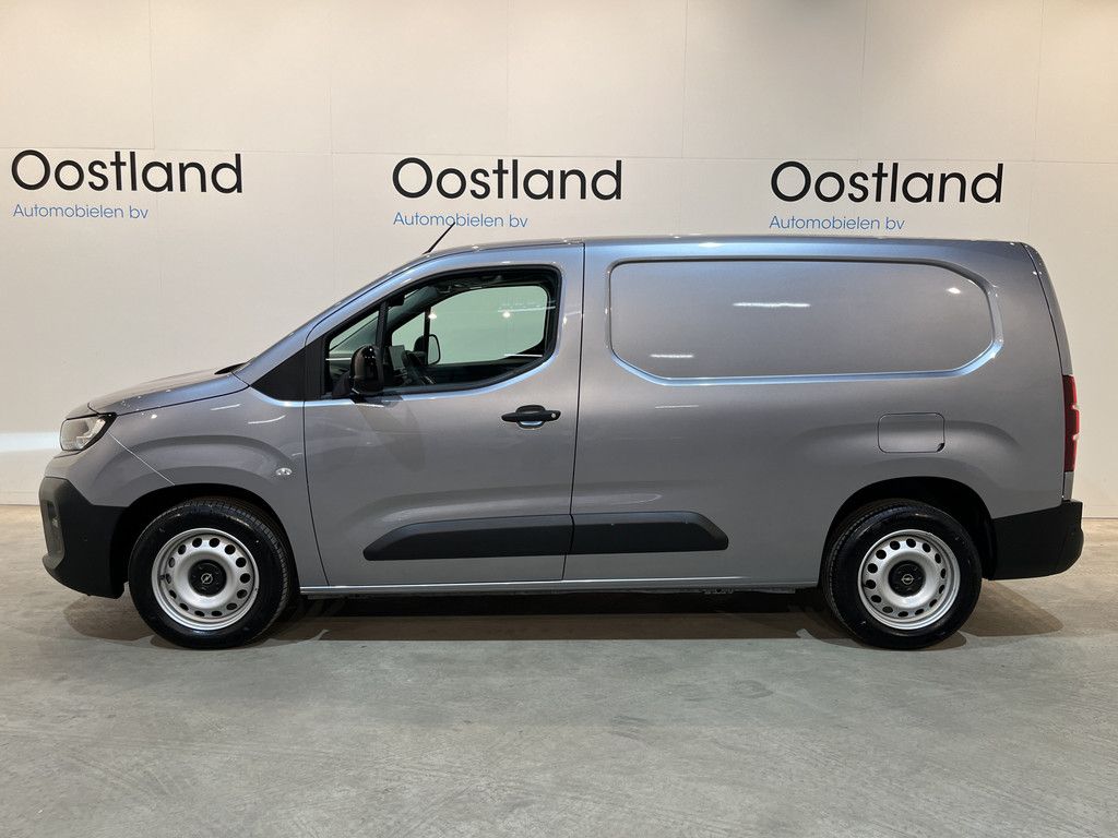 Opel Combo 1.5 BlueHDi 100 S&S L2 / Euro 6 / Inrichting / Airco / CarPlay / Cruise Control / Camera / Navigatie / 3-Zits / 23.000 KM !!