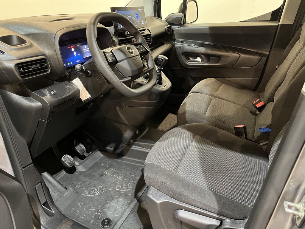 Opel Combo 1.5 BlueHDi 100 S&S L2 / Euro 6 / Inrichting / Airco / CarPlay / Cruise Control / Camera / Navigatie / 3-Zits / 23.000 KM !!