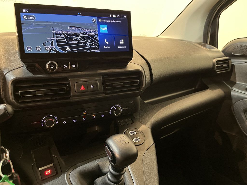 Opel Combo 1.5 BlueHDi 100 S&S L2 / Euro 6 / Inrichting / Airco / CarPlay / Cruise Control / Camera / Navigatie / 3-Zits / 23.000 KM !!