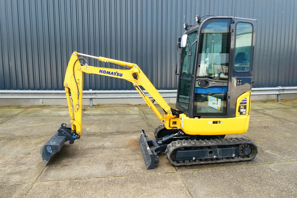 Komatsu PC16 RHS