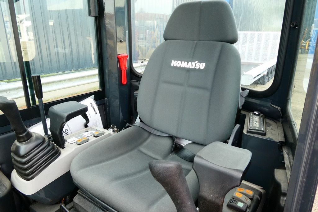 Komatsu PC16 RHS
