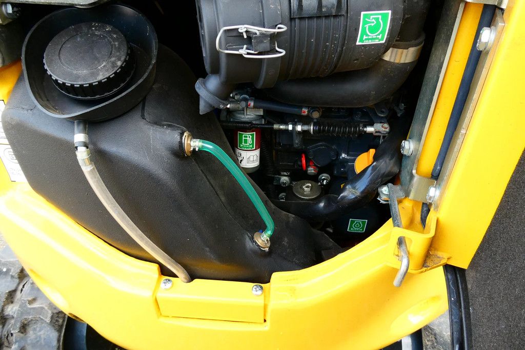 Komatsu PC16 RHS