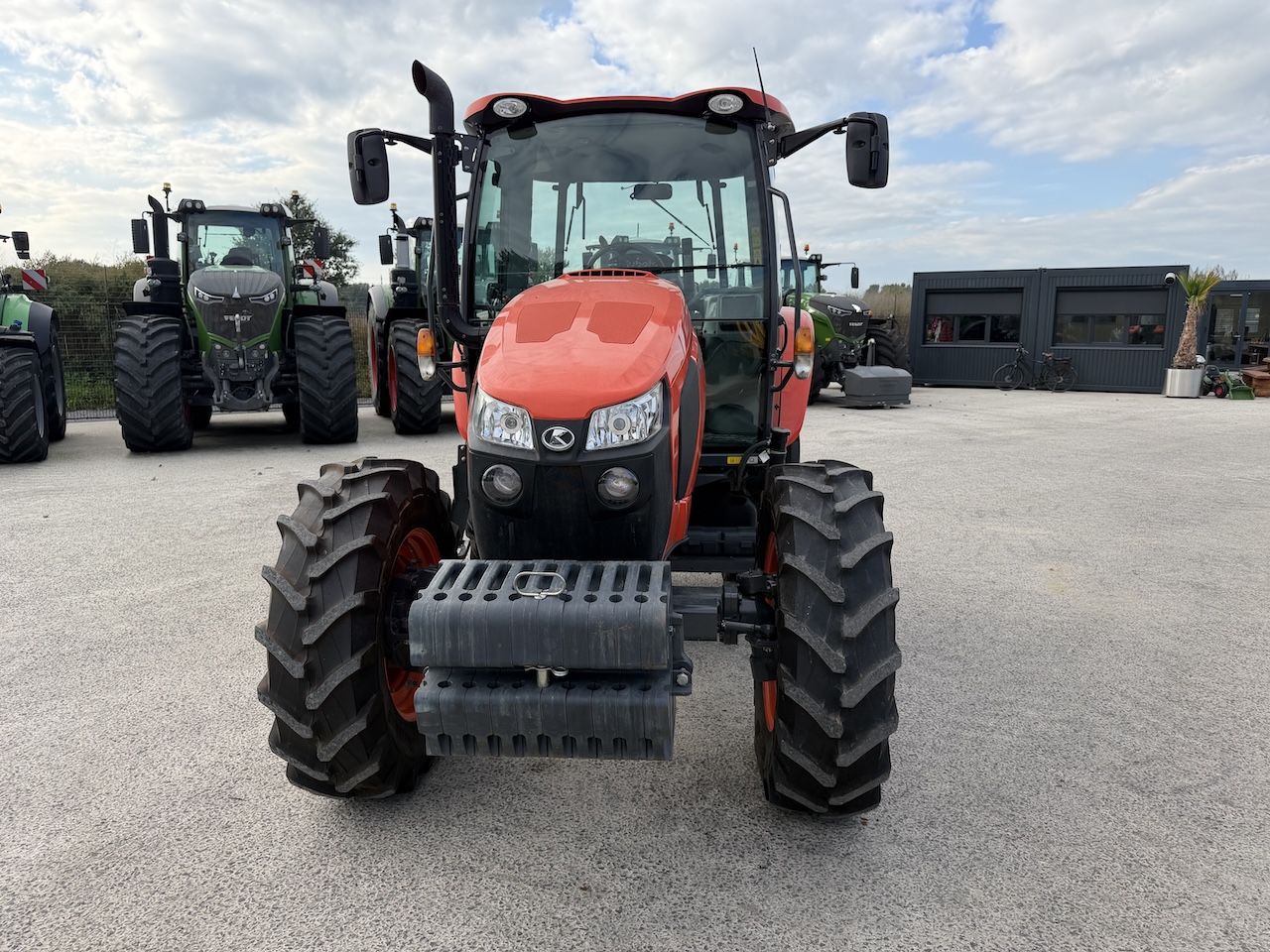 Kubota M 5091 Utility Narrow / Smalspoor