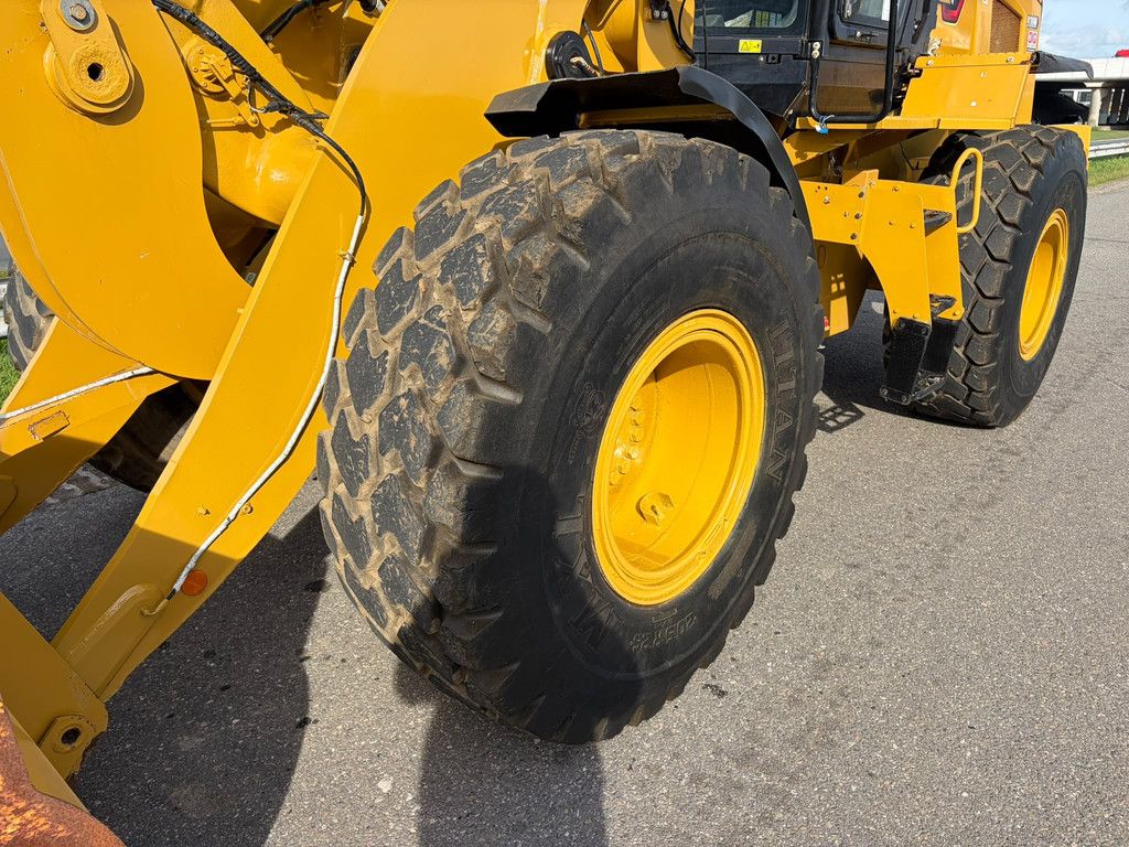 Caterpillar 930M