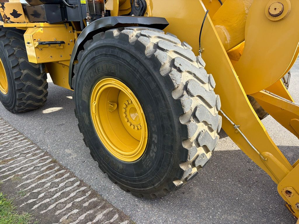 Caterpillar 930M