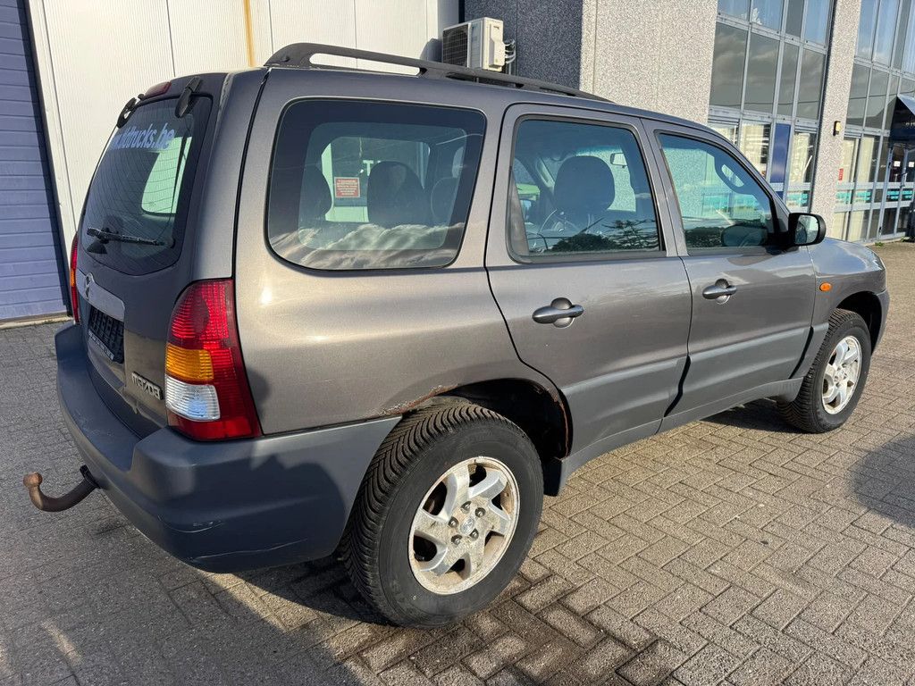 Mazda Tribute **PETROL-AIRCO-4x4**
