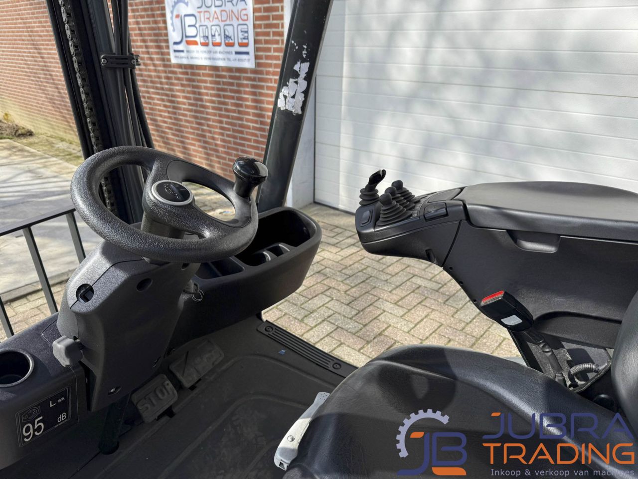Linde H14T LPG Forklift | 2022 | 10158H | 1.4T | 3.15M
