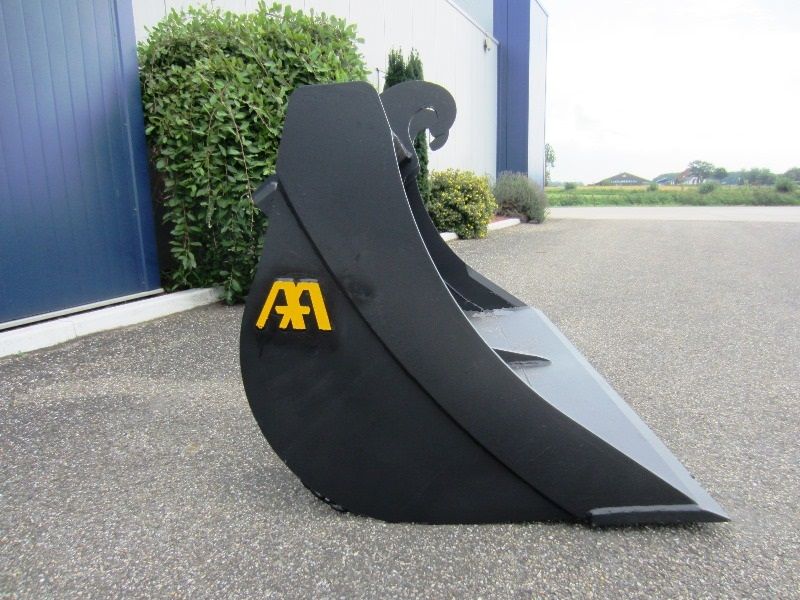 AA