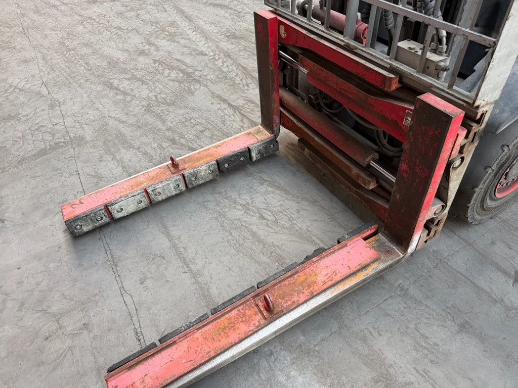 Linde H30 D-02 Evo Steen klem side schift