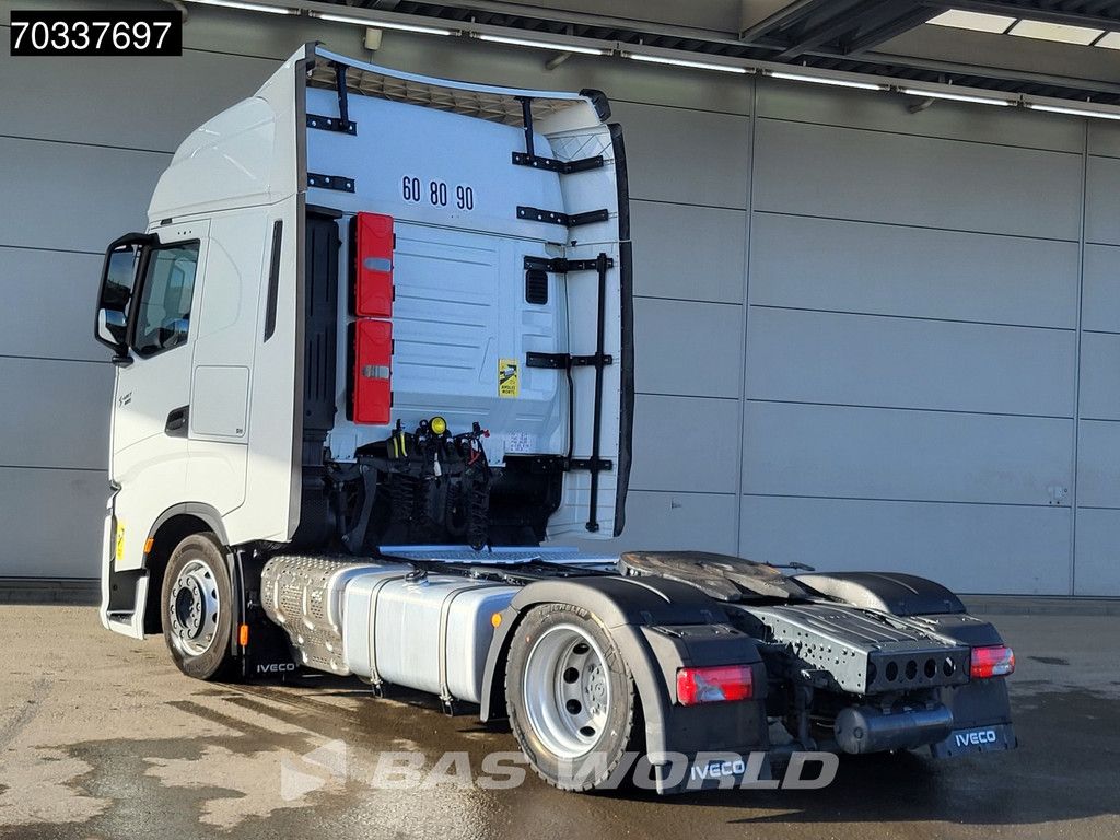 Iveco S-Way 460 4X2 Mega 2x Tanks Standklima Navi ACC