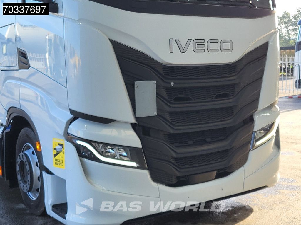 Iveco S-Way 460 4X2 Mega 2x Tanks Standklima Navi ACC