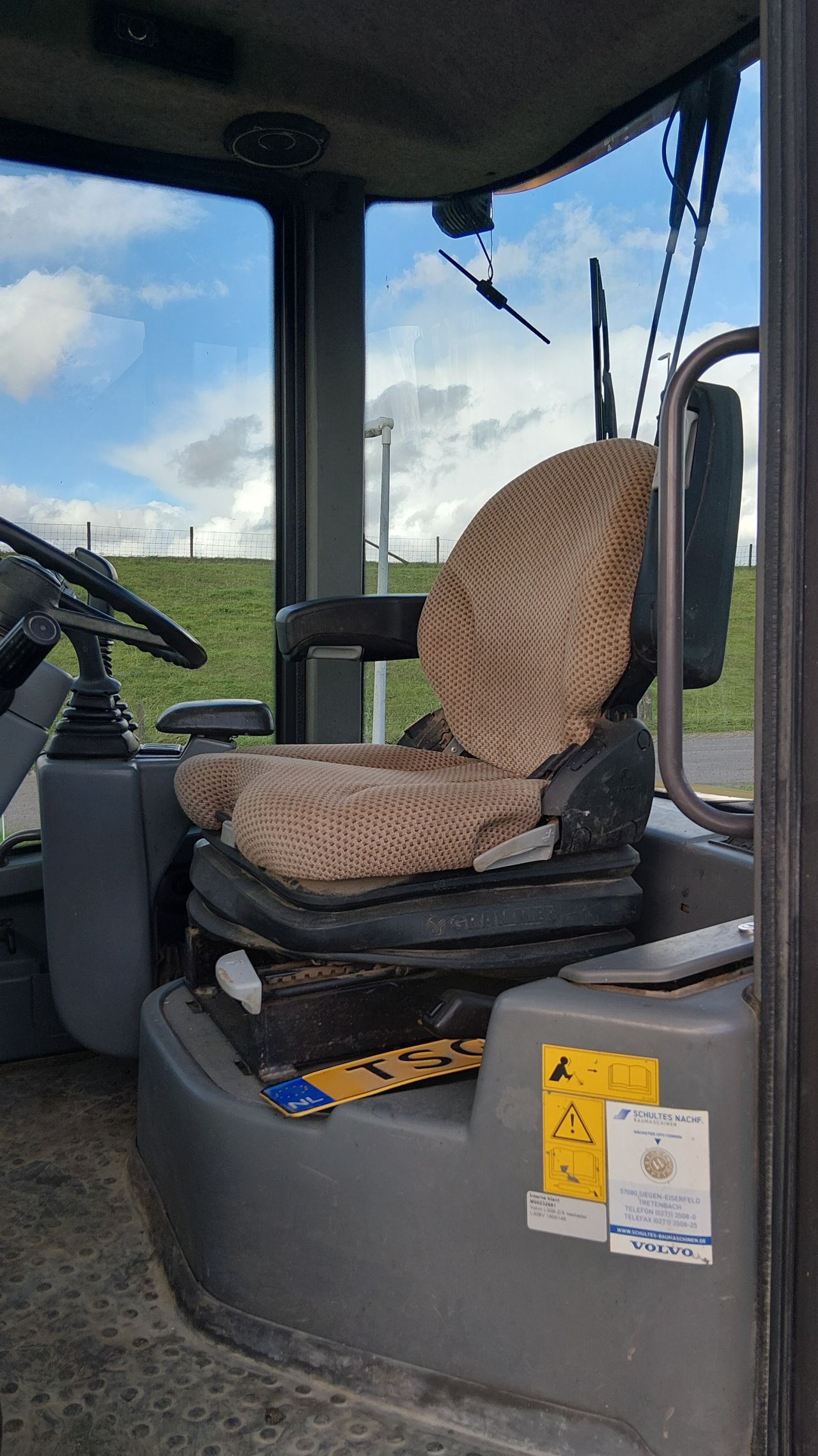 Nette volvo L30B-pro shovel met kenteken (bj2007)