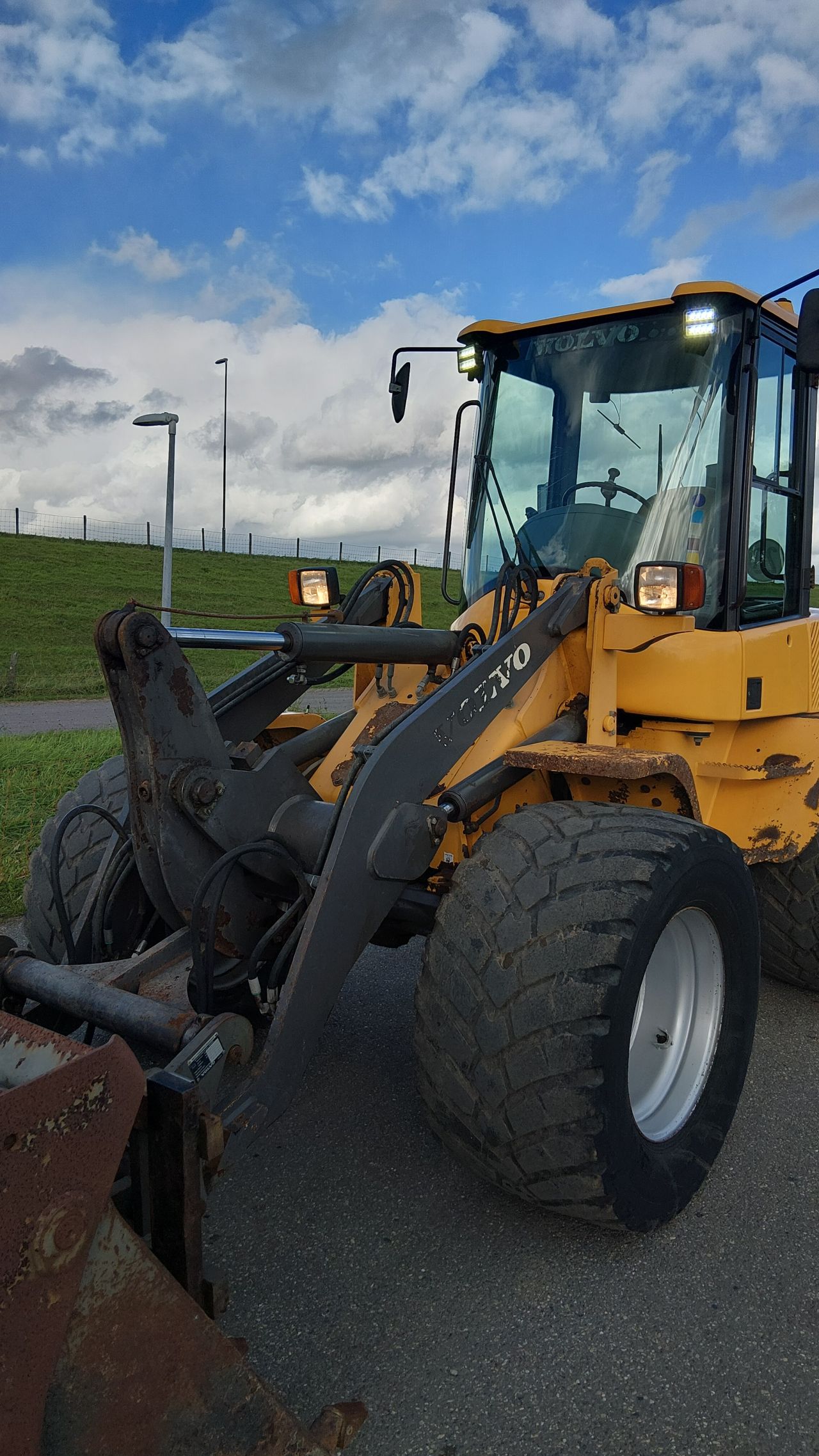 Nette volvo L30B-pro shovel met kenteken (bj2007)