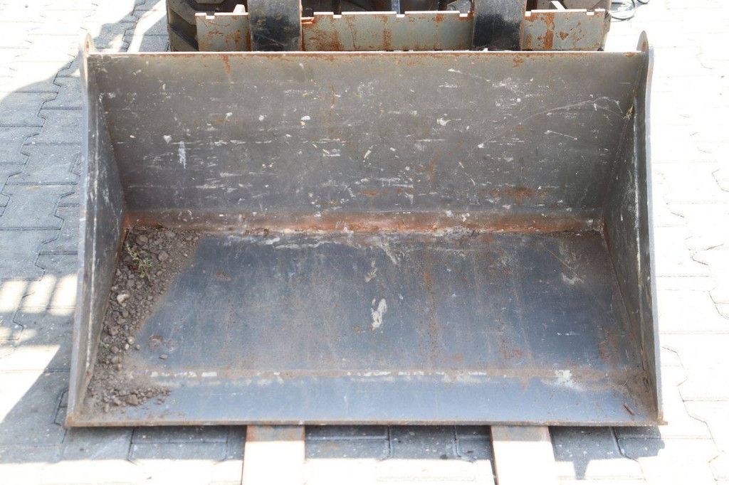 Articulated loader Aolite 604 E-wolf Electric 400kg 2023