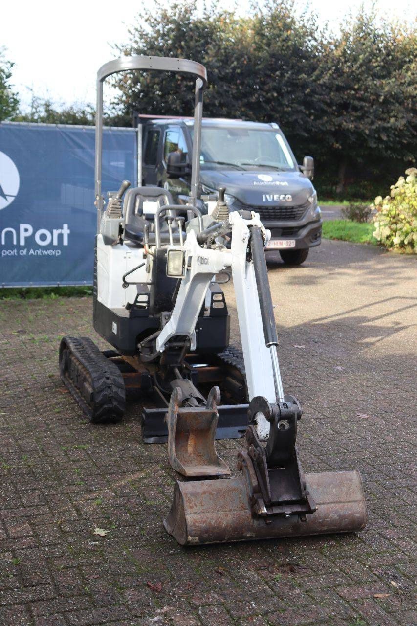 Mini excavator Bobcat E10 Diesel 7.5kW 2015