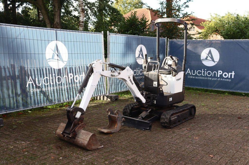 Mini excavator Bobcat E10 Diesel 7.5kW 2015
