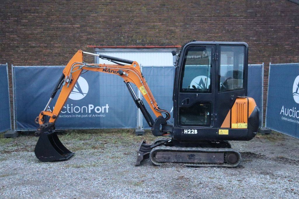 Minibagger Hanix H22B Diesel 12,5 kW 2012