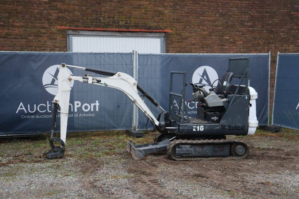 Mini excavator Bobcat E16 Diesel 10.2kW 2013