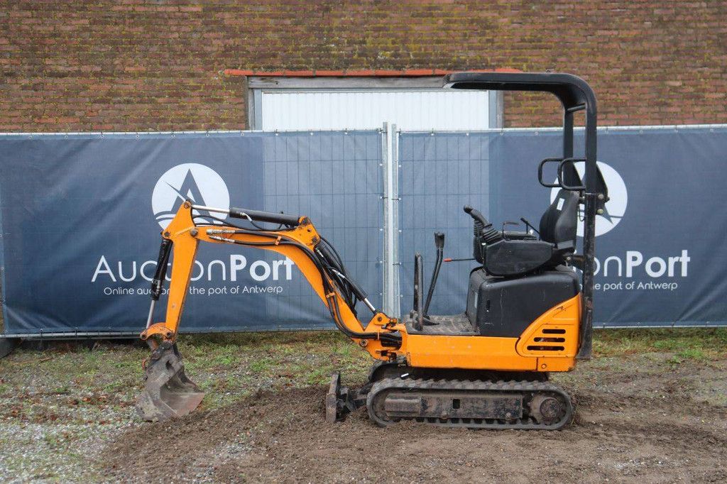 Mini excavator Hanix H09D Diesel 7.8kW 2009