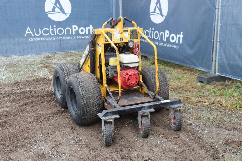Skidster M10X Petrol Skidster Loader