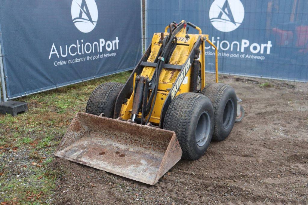 Skidster M10X Petrol Skidster Loader