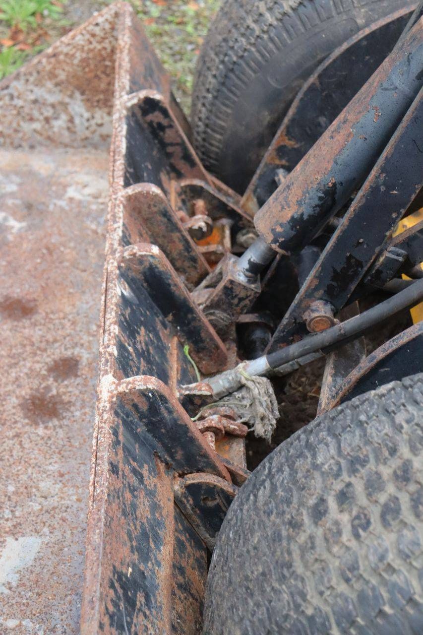 Skidster M10X Petrol Skidster Loader