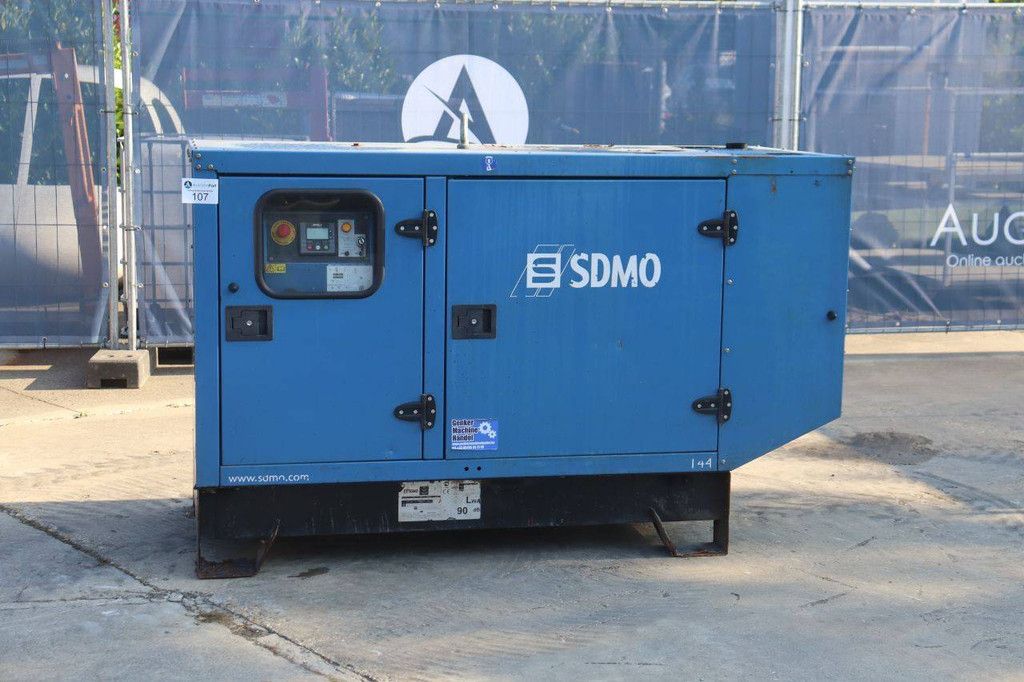 Generator SDMO J44K Diesel 44kVA 2010