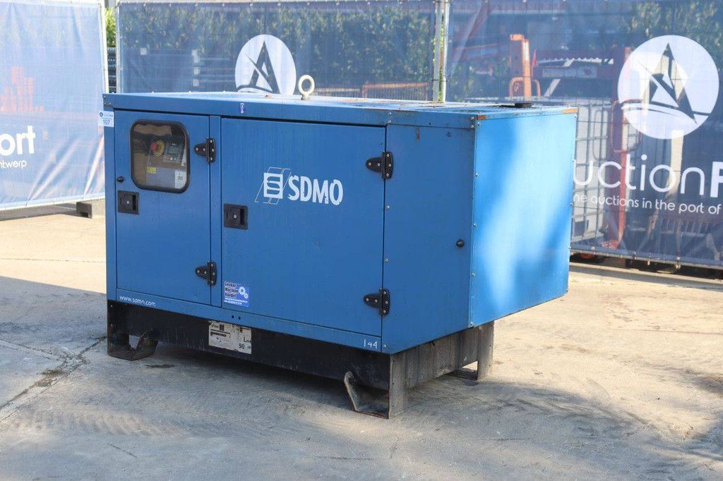 Generator SDMO J44K Diesel 44kVA 2010