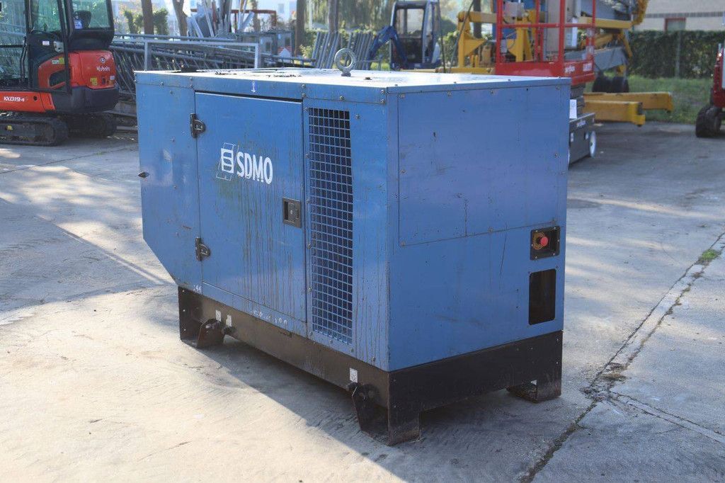 Generator SDMO J44K Diesel 44kVA 2010