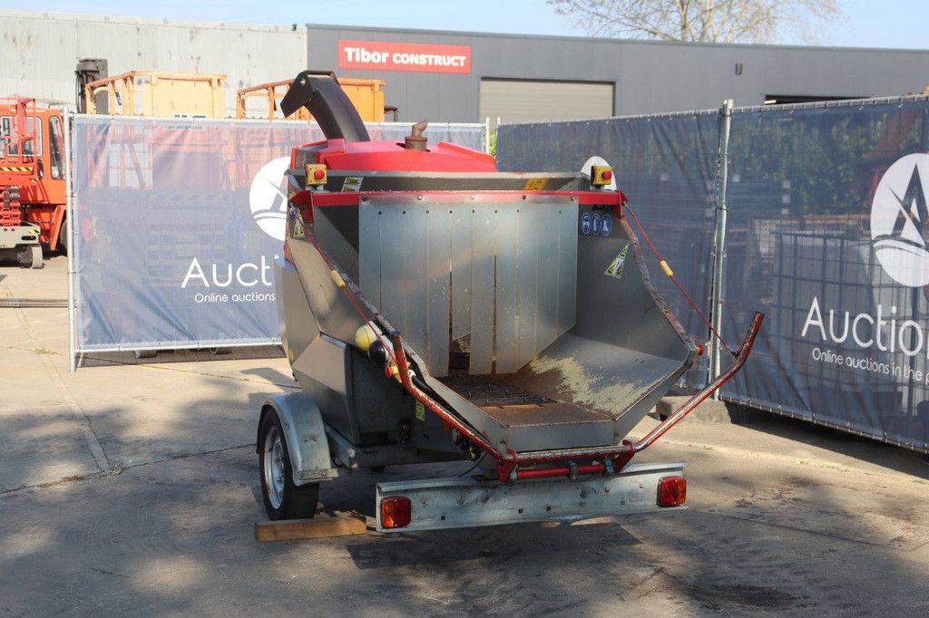 Holzhäcksler TS Industries Tiger-25D Diesel, Baujahr 2016, auf Anhänger