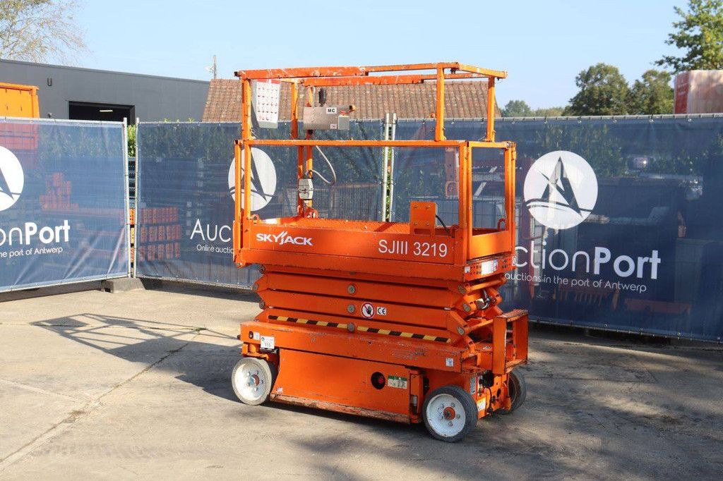 Skyjack SJIII-3219 Elektrische Scherenbühne 227 kg 7,8 m 2015