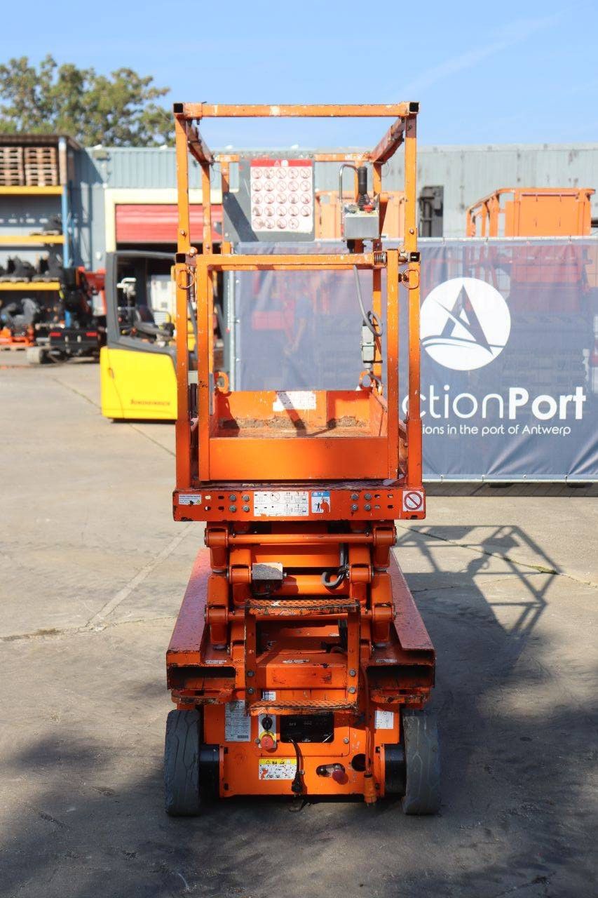 Skyjack SJIII-3219 Elektrische Scherenbühne 227 kg 7,8 m 2015