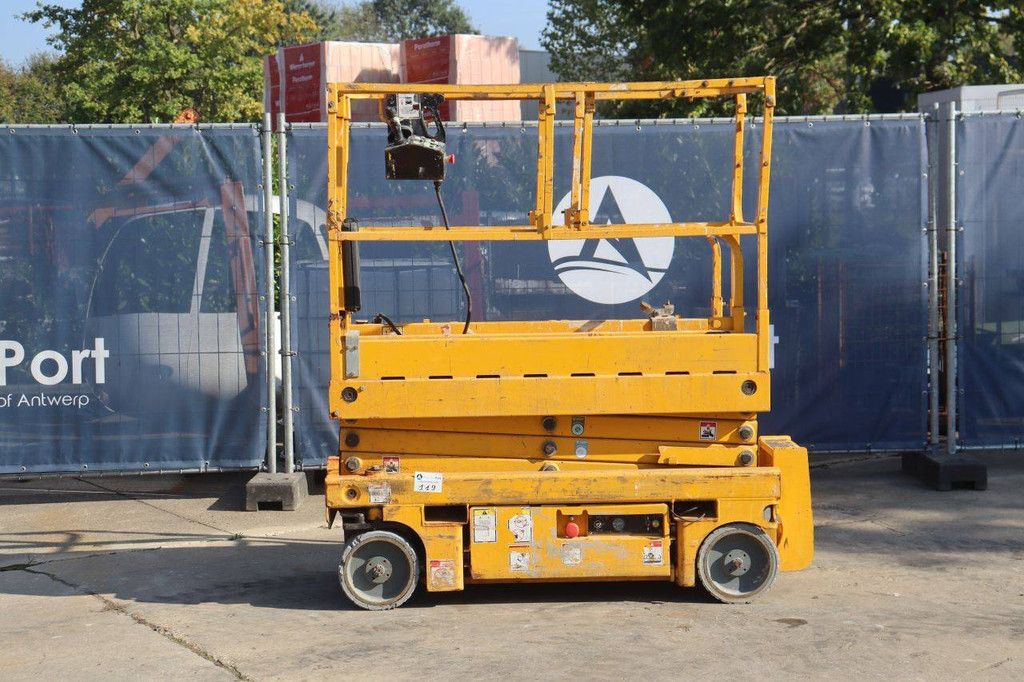 Scissor Lift Haulotte Optimum 8 Electric 230kg 8.2m 2012