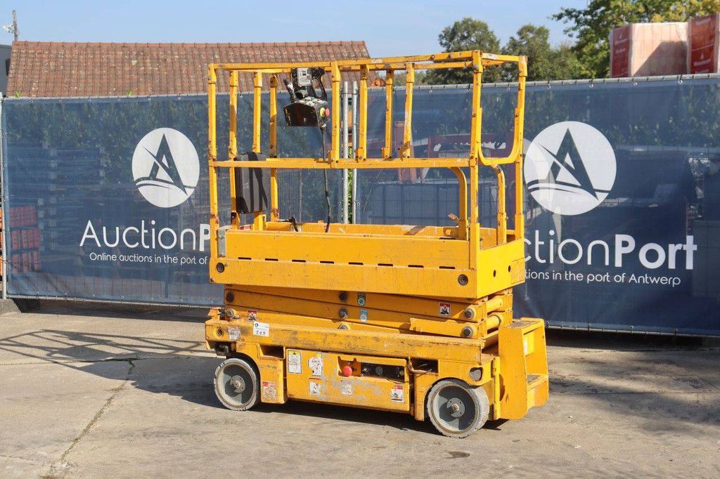 Scissor Lift Haulotte Optimum 8 Electric 230kg 8.2m 2012