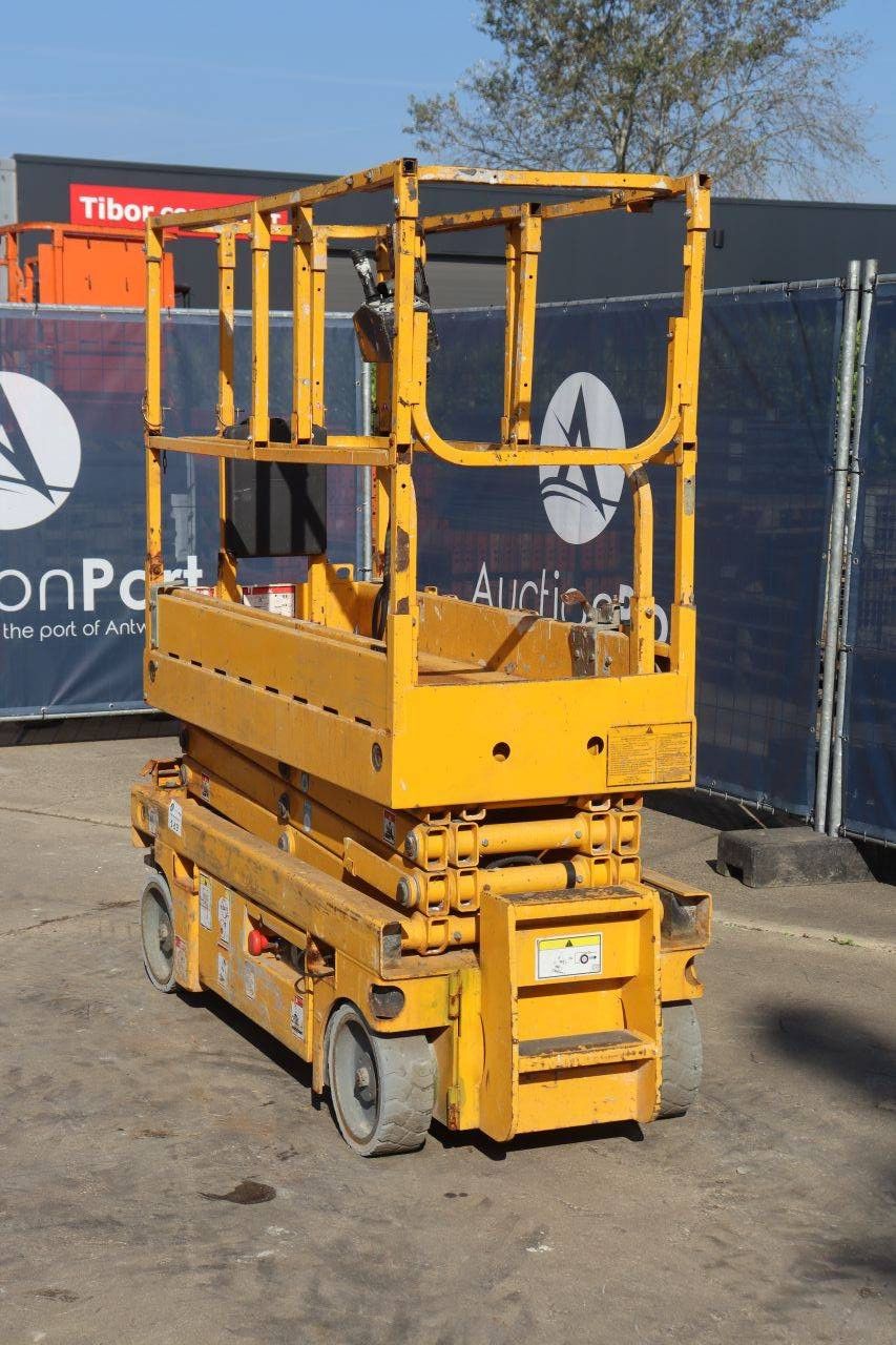 Scissor Lift Haulotte Optimum 8 Electric 230kg 8.2m 2012