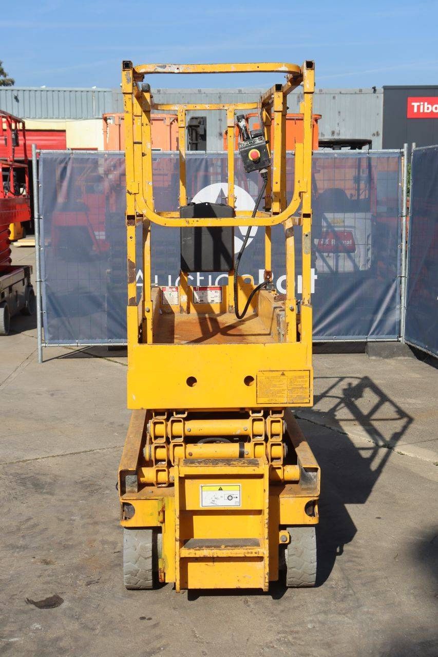 Scissor Lift Haulotte Optimum 8 Electric 230kg 8.2m 2012