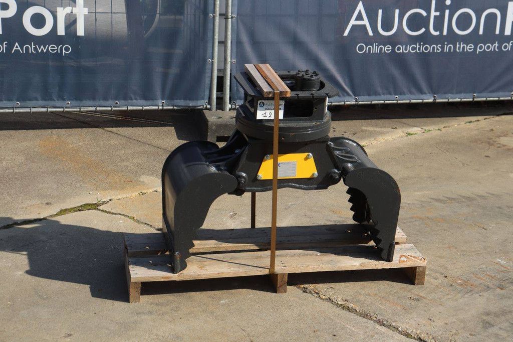 Mustang GRP150CH 2026 Sortierung Greifen Neu