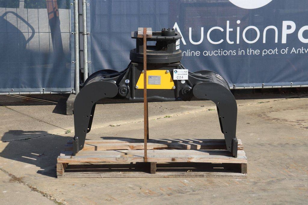 Mustang GRP250 2026 Sortierung Greifen Neu