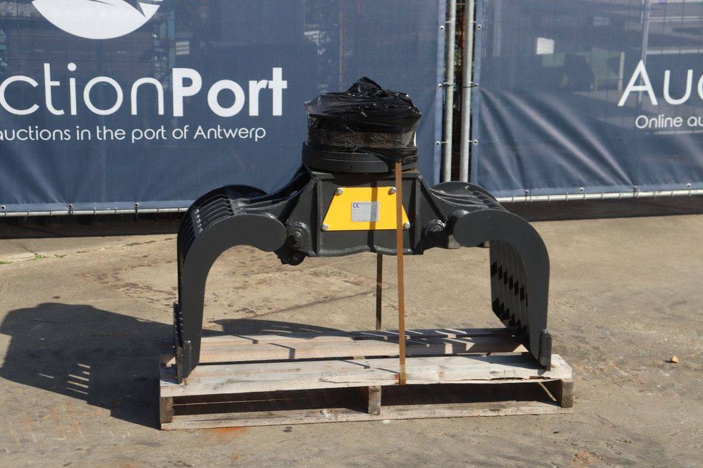 Mustang GRP250D 2026 Sortierung Greifen Neu