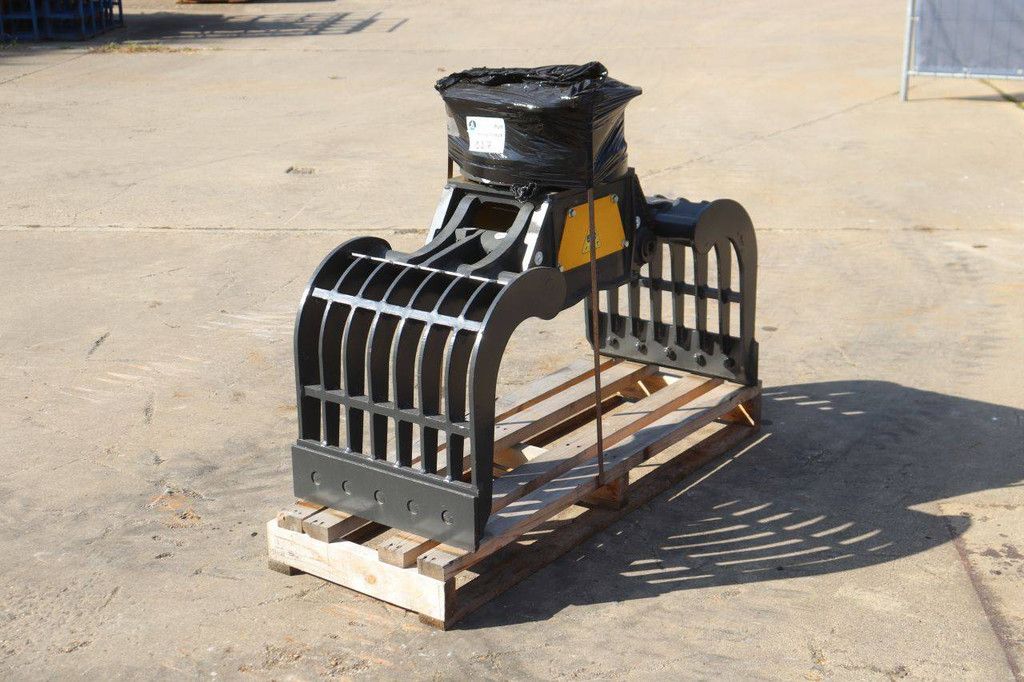 Mustang GRP250D 2026 Sortierung Greifen Neu