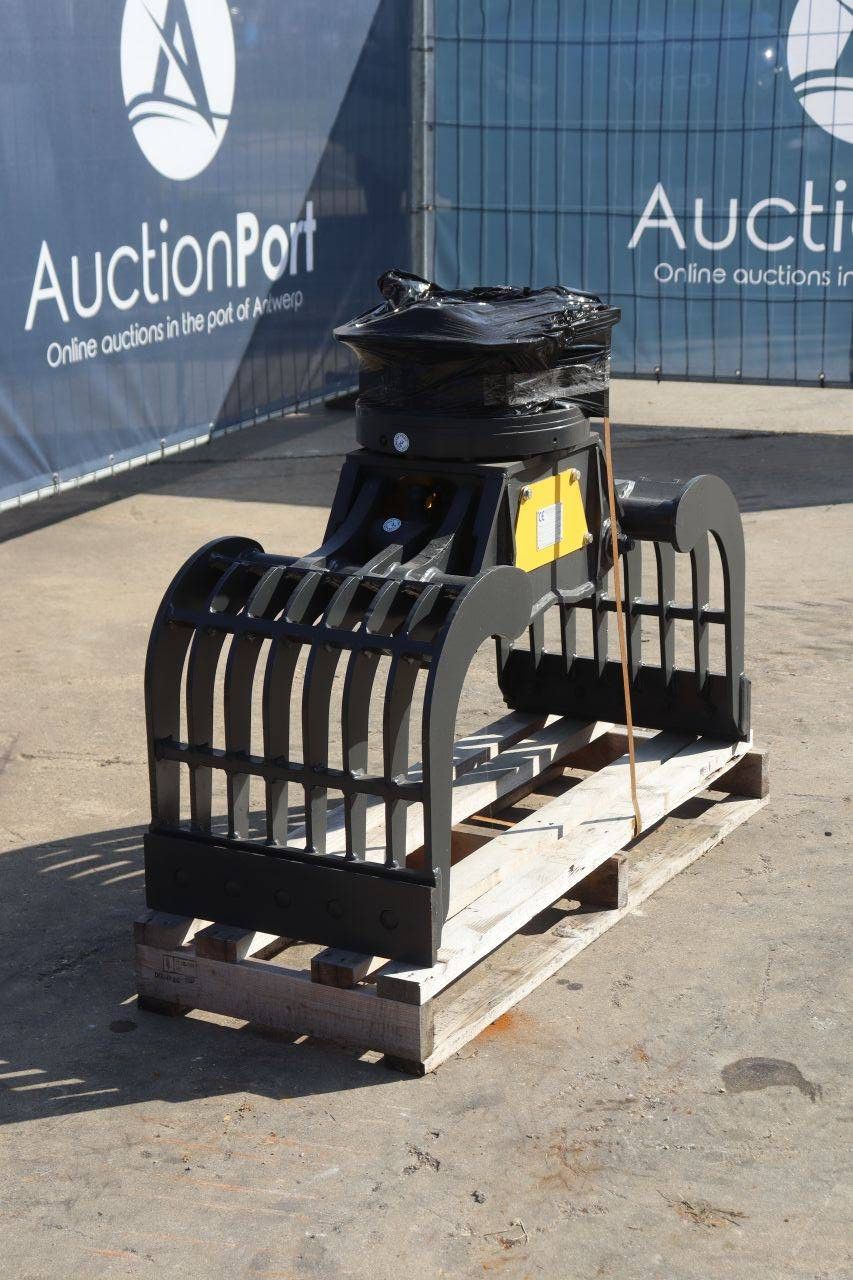 Mustang GRP250D 2026 Sortierung Greifen Neu