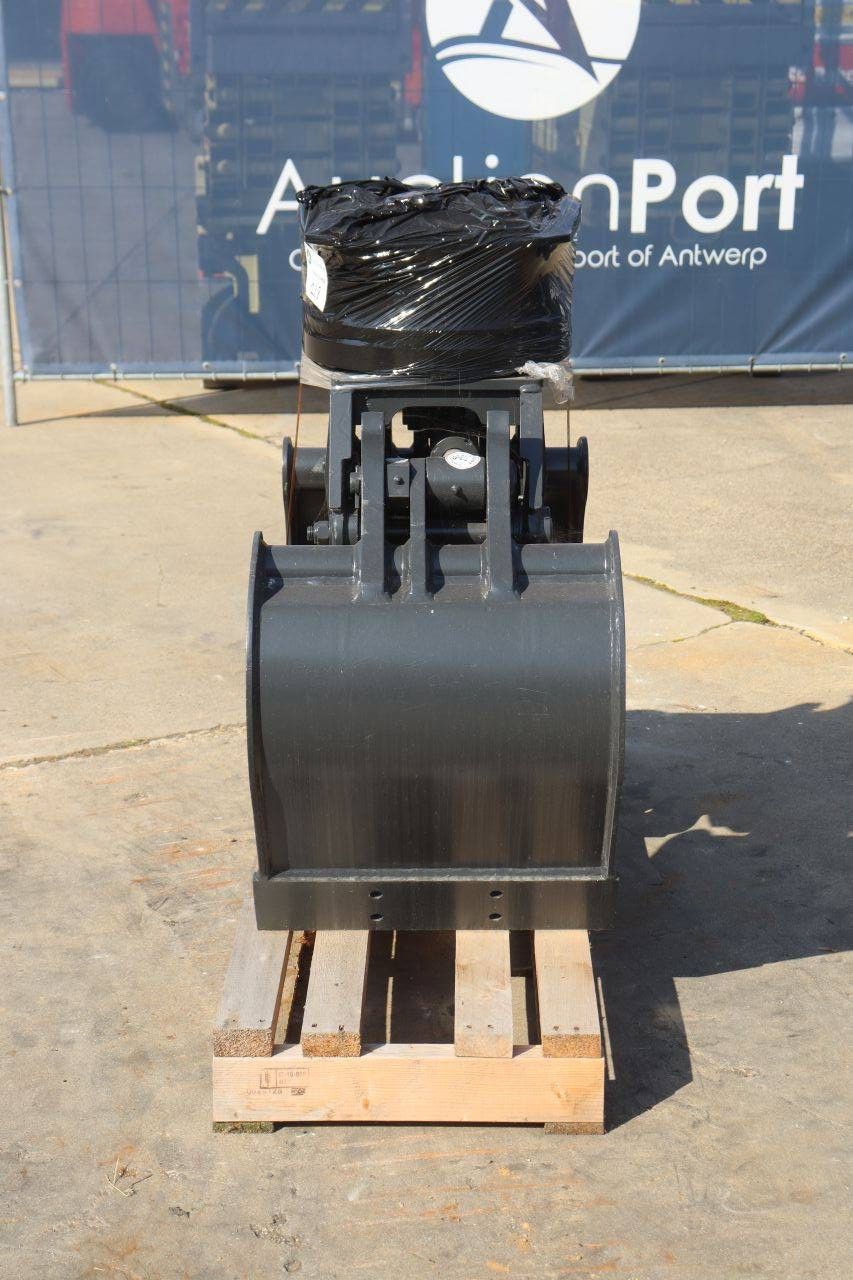 Mustang GRP250CH 2026 Sorting Grab New