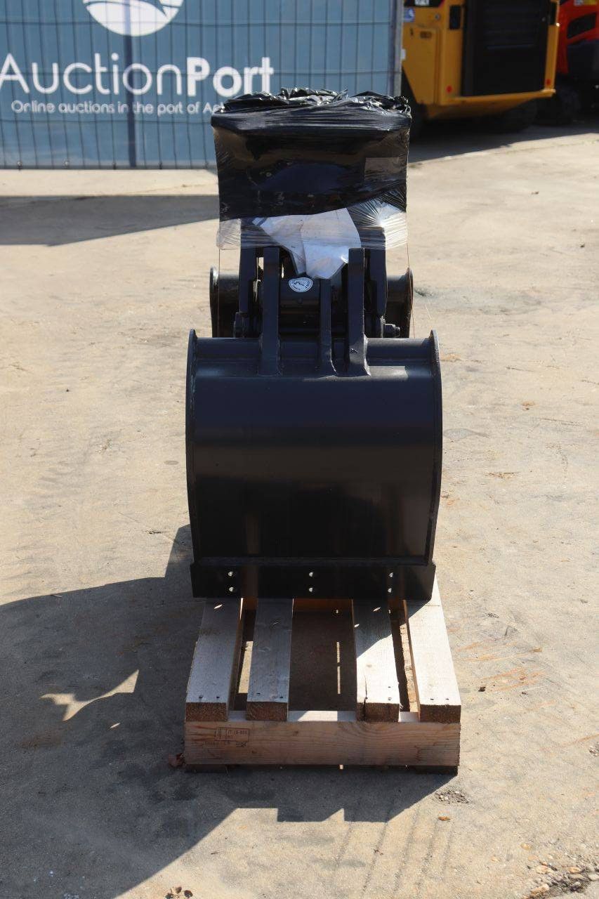 Mustang GRP250CH 2026 Sorting Grab New