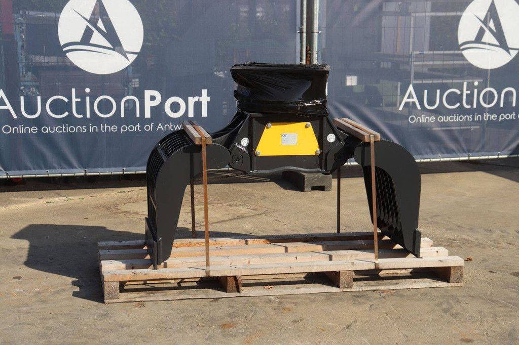 Mustang GRP450D 2026 Sorting Grab New