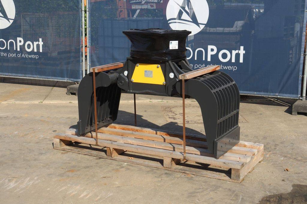 Mustang GRP450D 2026 Sorting Grab New