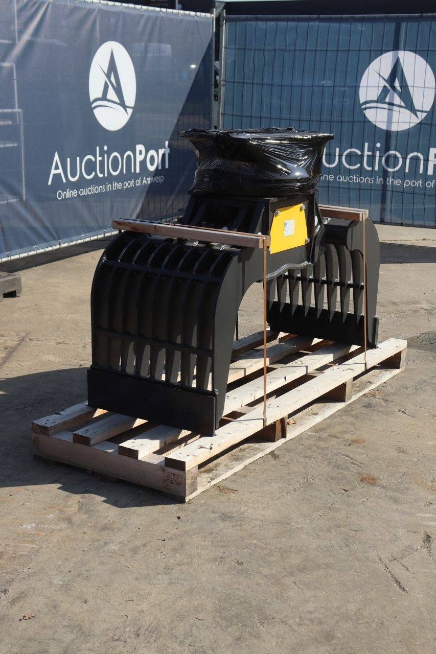 Mustang GRP450D 2026 Sorting Grab New