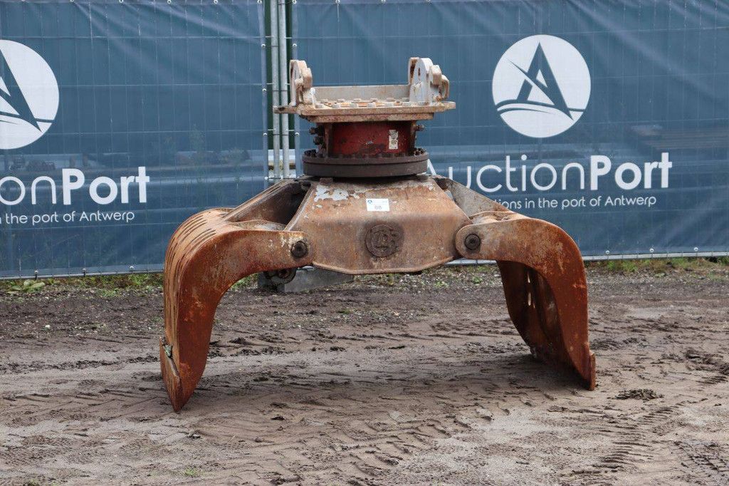Sortiergreifer Demarec D24H-P-HD 8000kg 2016