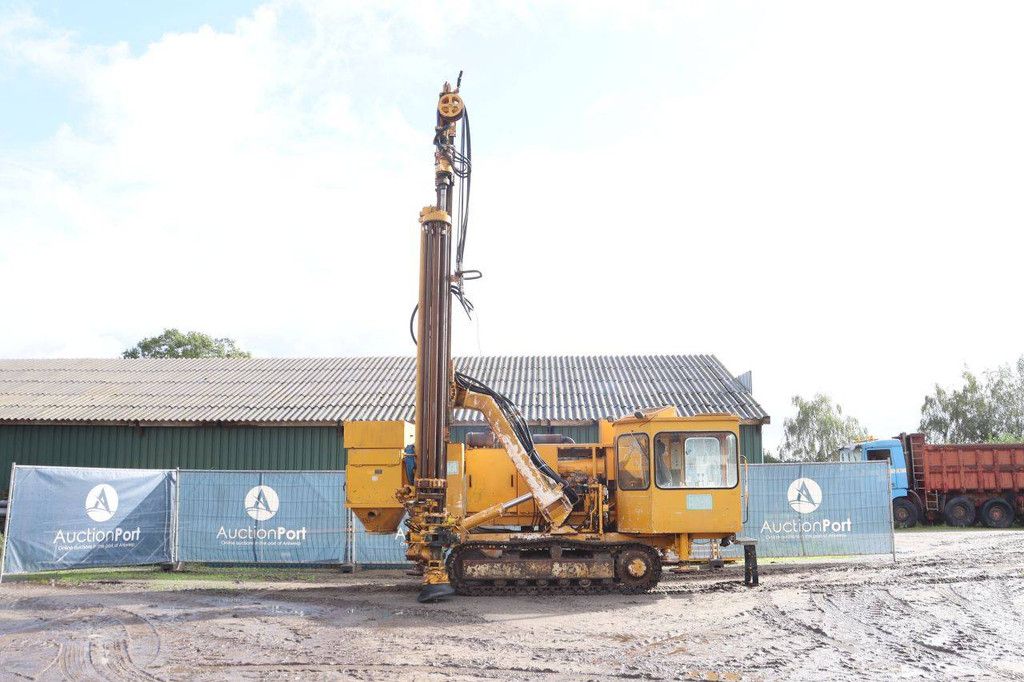 Crawler drilling rig Hausherr HBM 60-R6 Diesel 104kW 1992